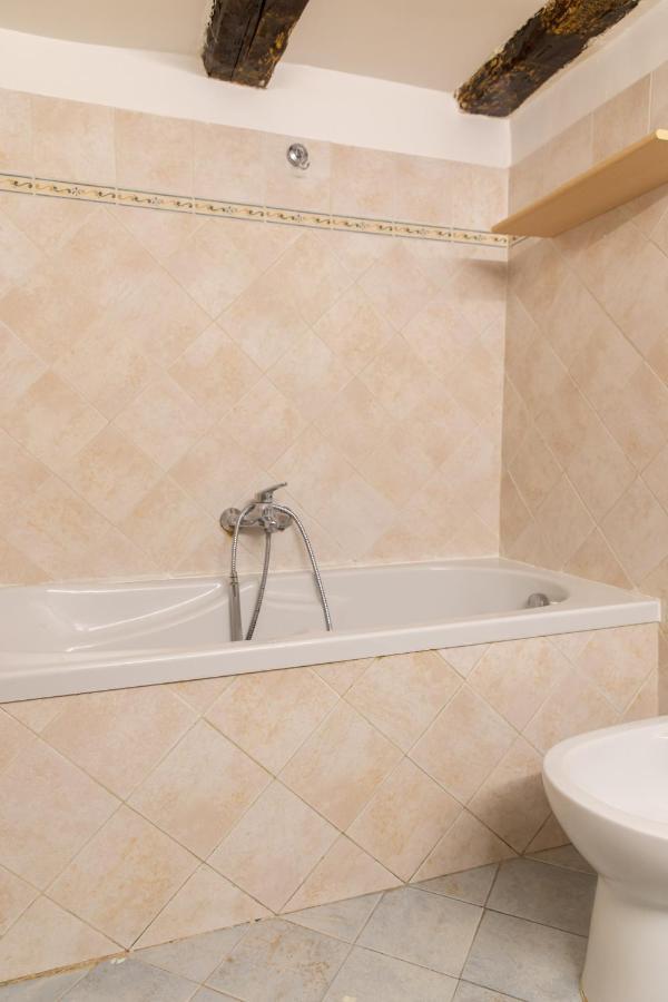 Domus Annabella Apartment Наполи Екстериор снимка