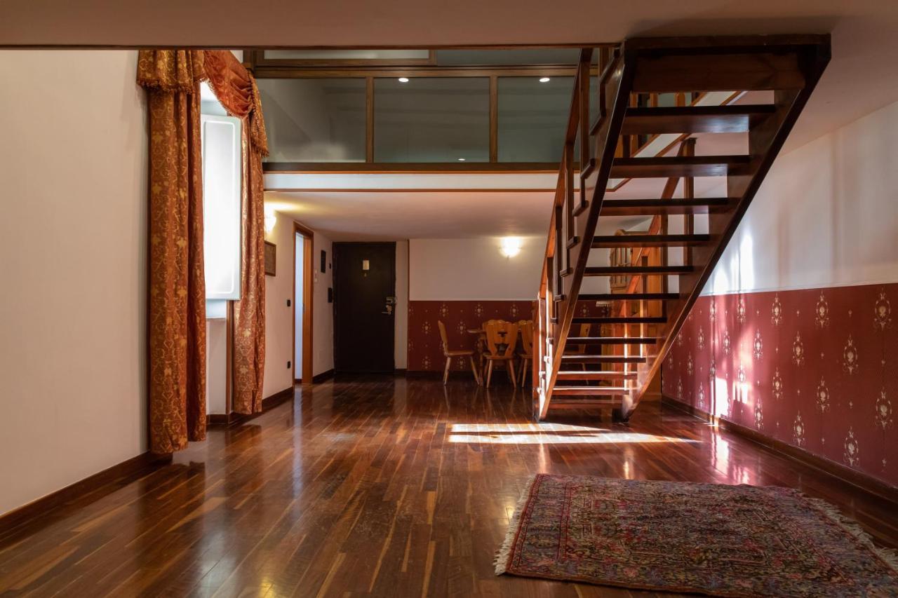 Domus Annabella Apartment Наполи Екстериор снимка
