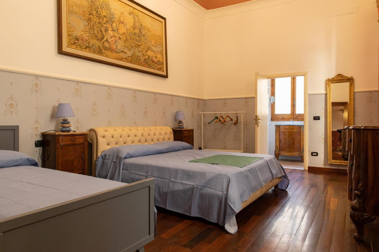 Domus Annabella Apartment Наполи Екстериор снимка
