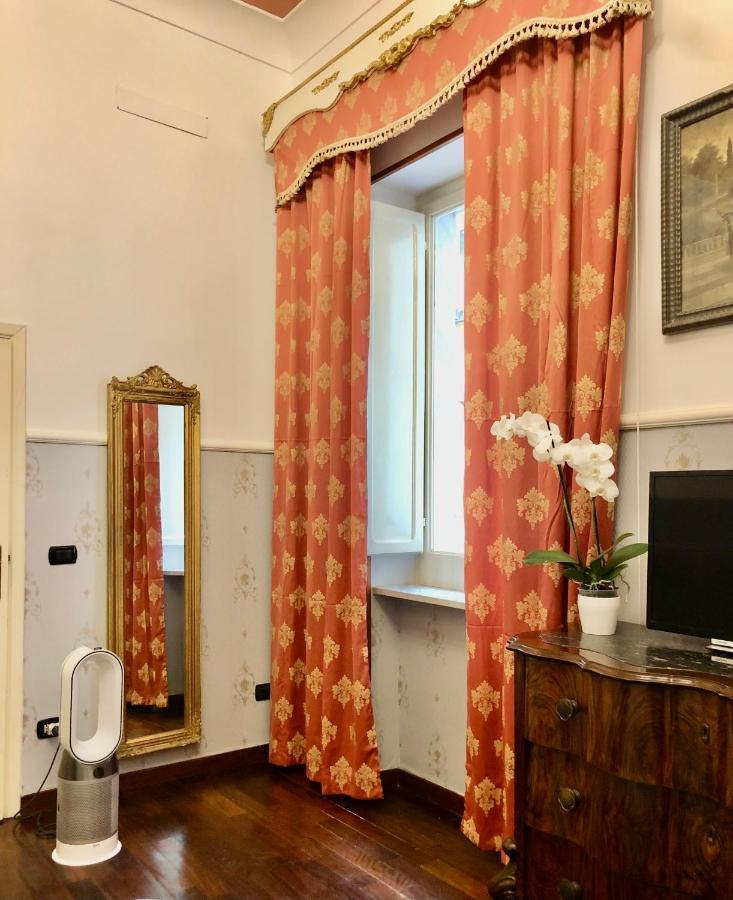 Domus Annabella Apartment Наполи Екстериор снимка